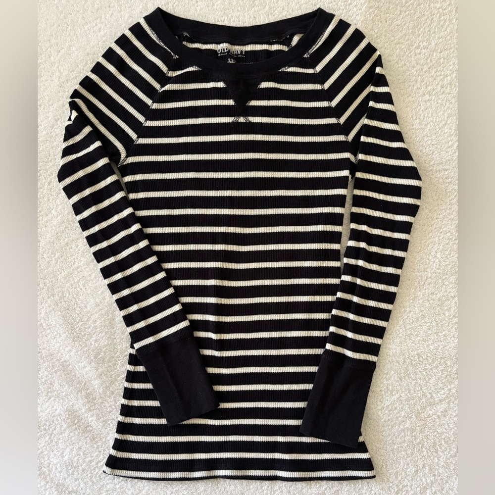 Old Navy Women’s Long Sleeve Striped Shirt - Picture 4 of 7